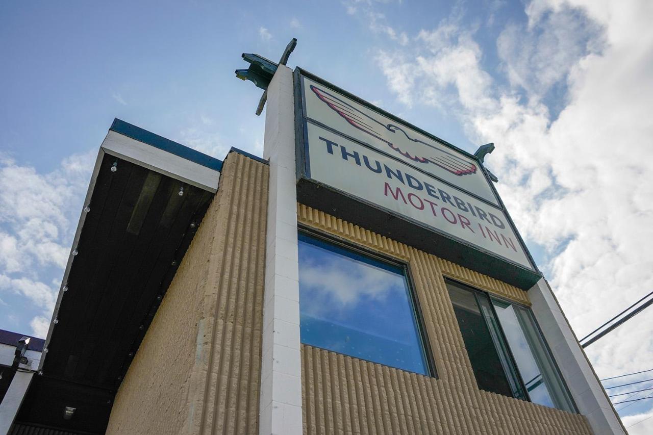 Thunderbird Motor Inn Duncan Extérieur photo